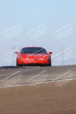 media/Oct-26-2025-CalClub SCCA (Sun) [[8ce1e69566]]/Group 4/Grapevine/